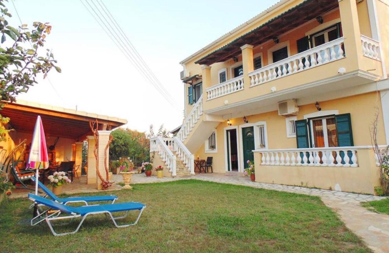 Stefanias Prasoudi Beach Agios Matthaios  Exterior photo