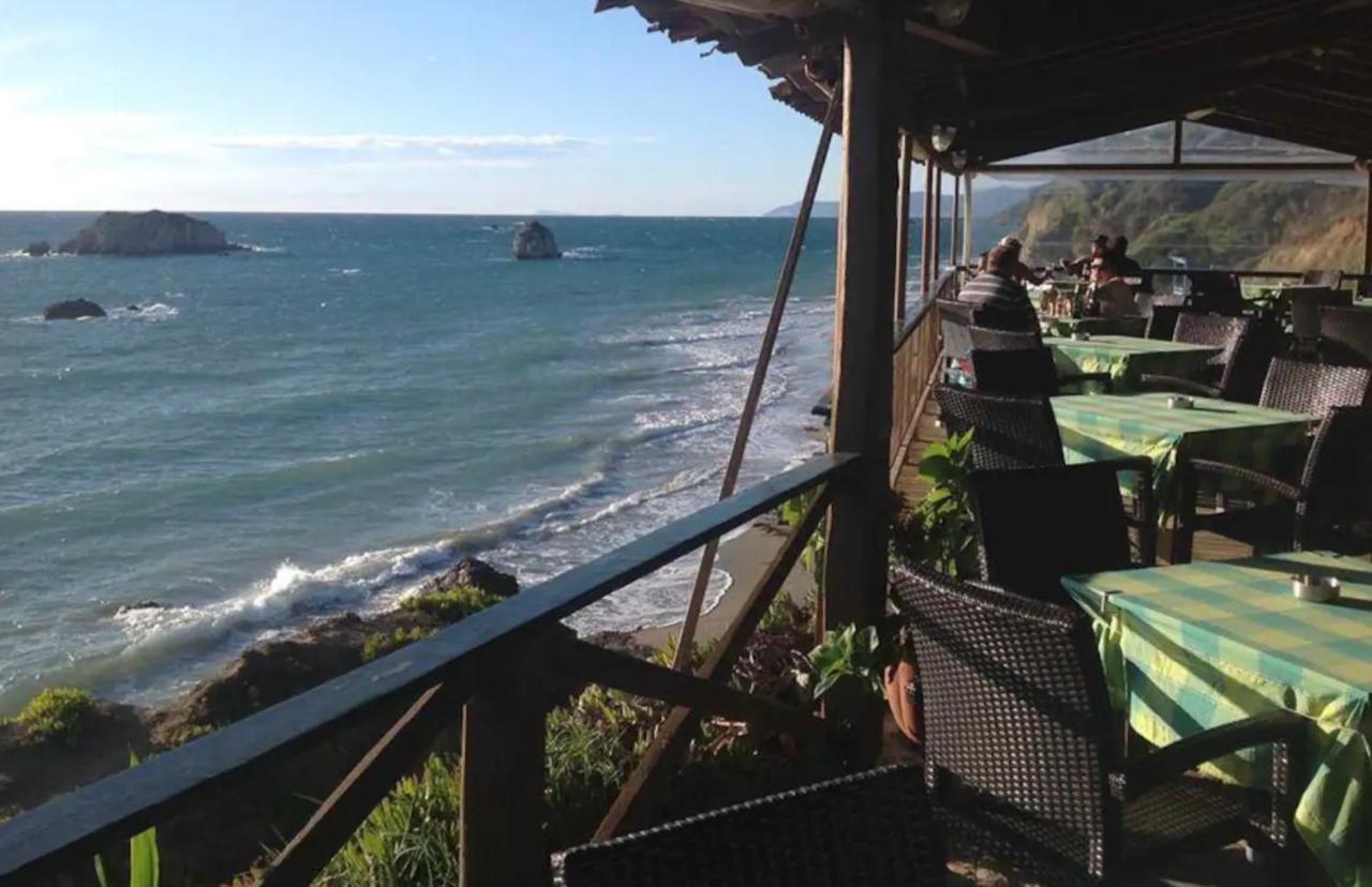 Stefanias Prasoudi Beach Agios Matthaios  Exterior photo