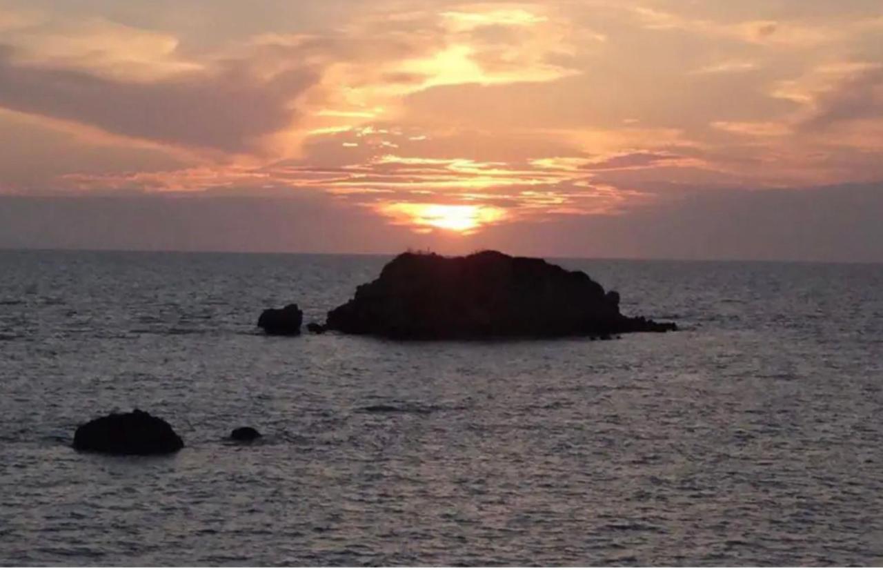 Stefanias Prasoudi Beach Agios Matthaios  Exterior photo